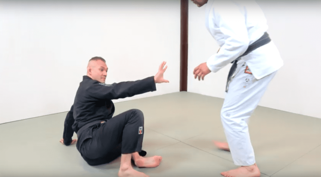 THE ULTIMATE BJJ BEGINNER’S GUIDE