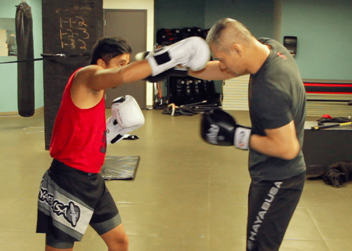 introduction to sparring for boxing or kickboxing