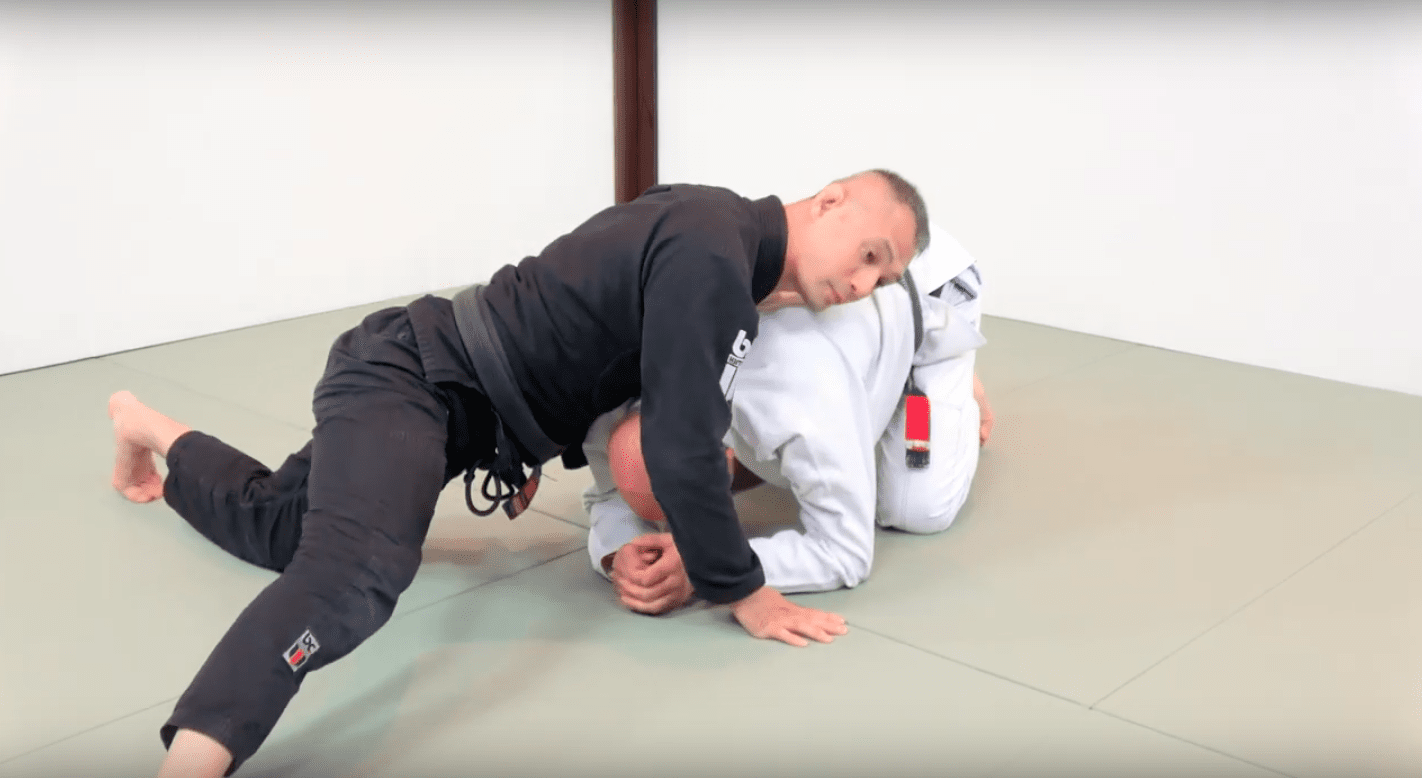 THE ULTIMATE BJJ BEGINNER’S GUIDE