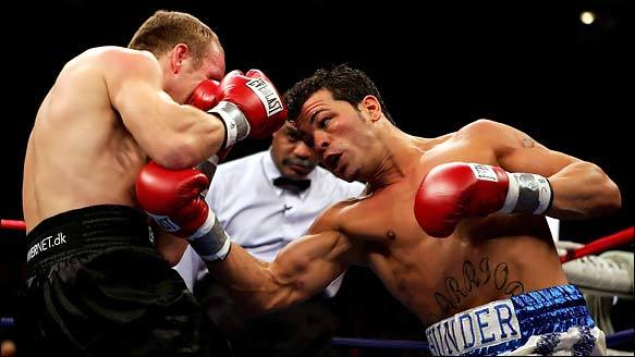 arturo gatti punching